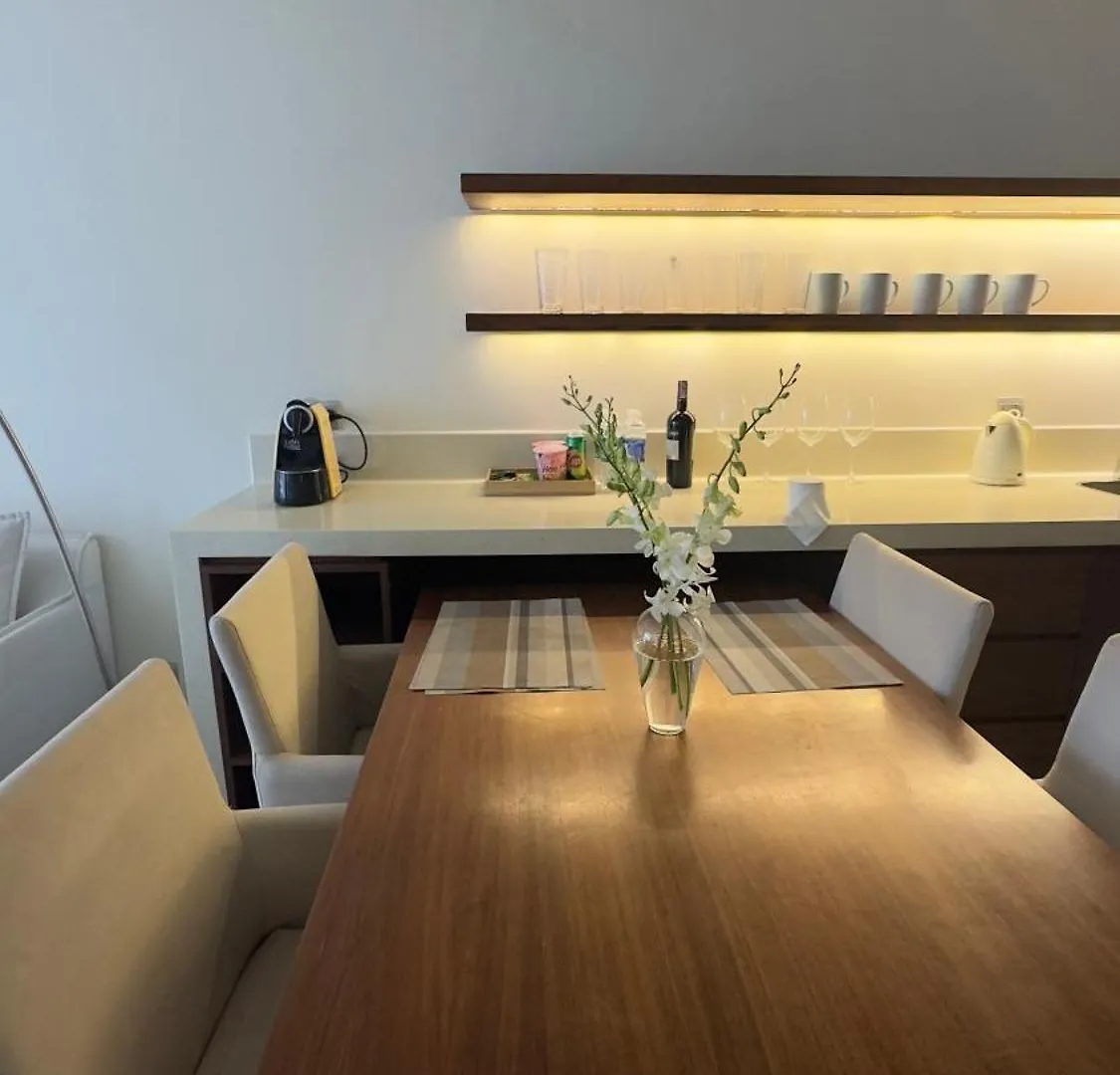 Apartment 2 Bed Room By Ala Carte Da Nang-My Khe Beach,Balcony Sea View,Rooftop Pool, Pickup Airport Vietnam
