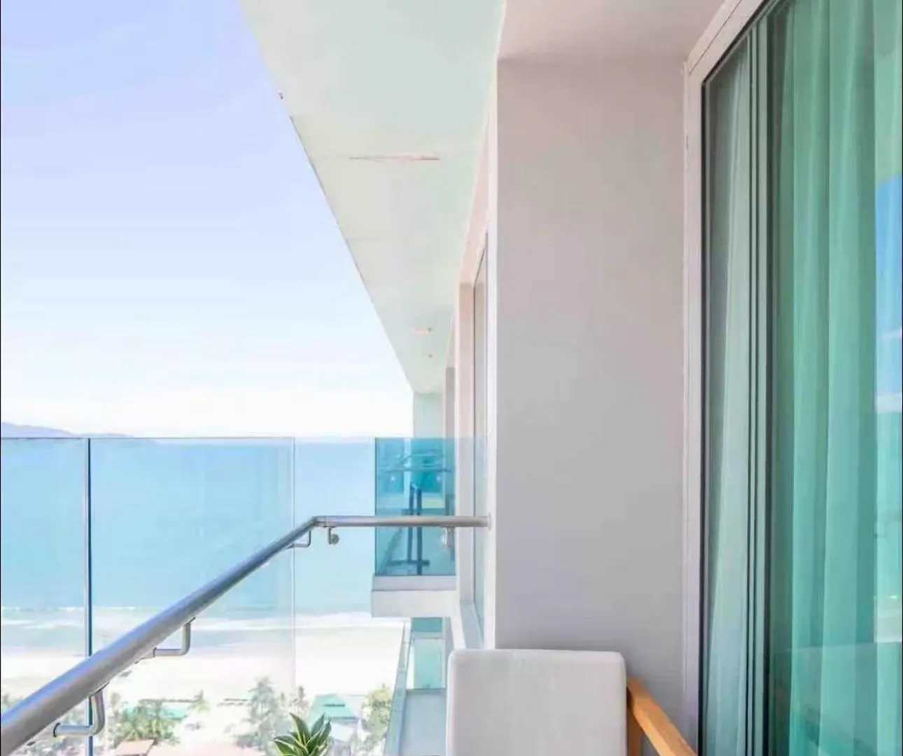 Apartment 2 Bed Room By Ala Carte Da Nang-My Khe Beach,Balcony Sea View,Rooftop Pool, Pickup Airport