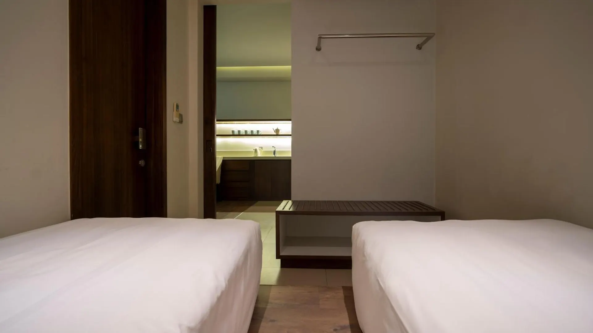 Apartment 2 Bed Room By Ala Carte Da Nang-My Khe Beach,Balcony Sea View,Rooftop Pool, Pickup Airport 0*,  Vietnam
